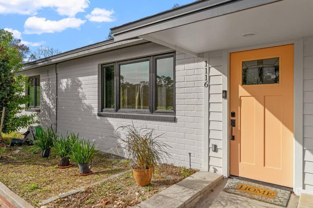 Smart Bungalow: 10-Min To Uf, Central Location ゲインズビル エクステリア 写真